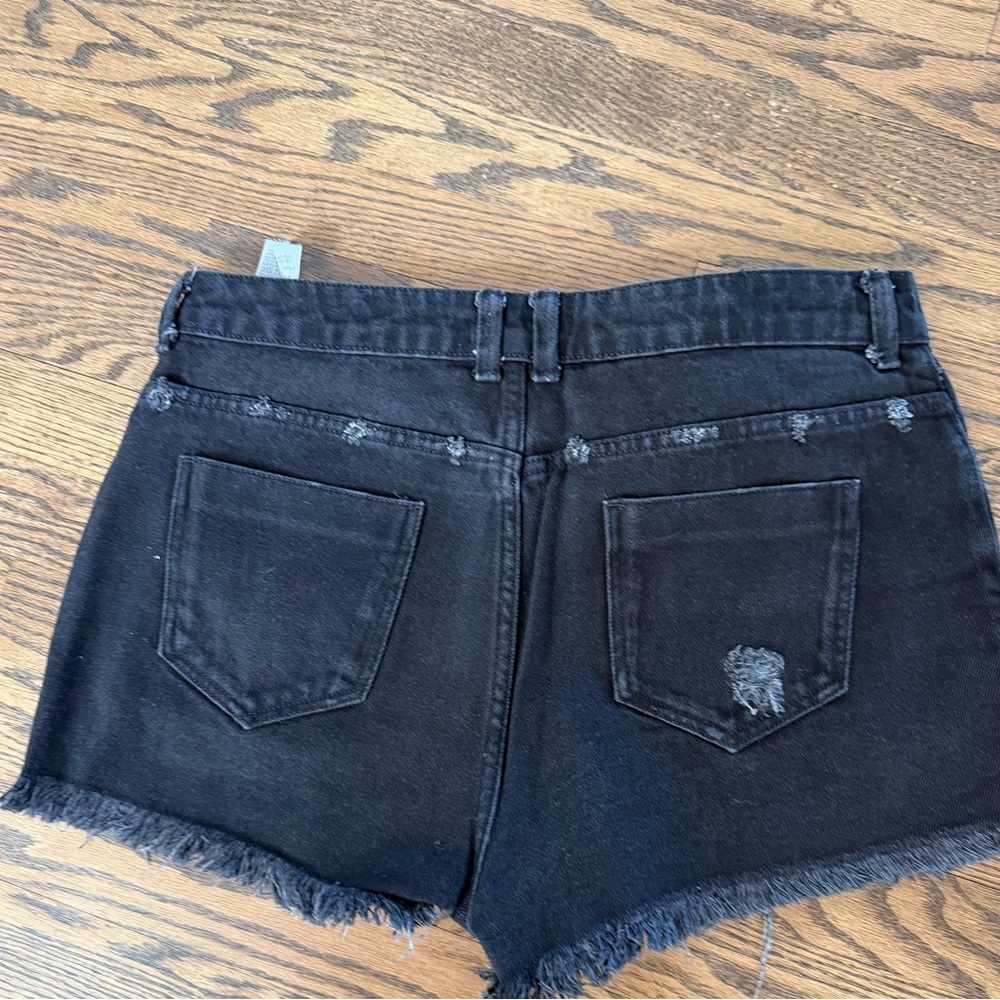 Women's Black Denim Shorts - Picture 3 of 6